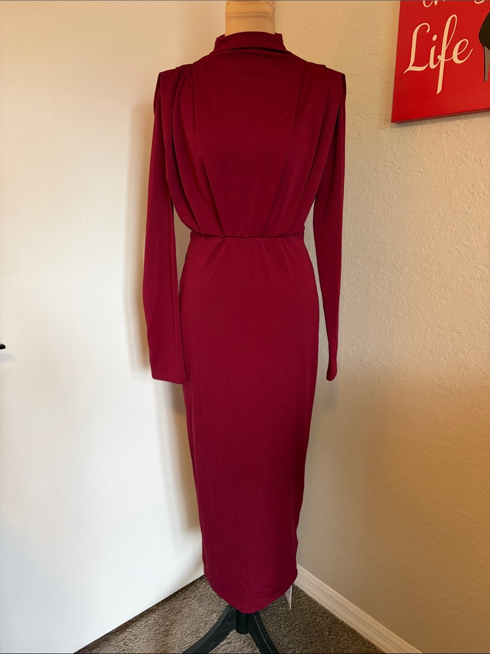 Commence Women's Long Sleeve Burgundy maxi Dress medium NWT